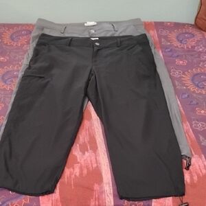 2 Pairs Megellan Women's Black and Gray Shorts Capri Length Large